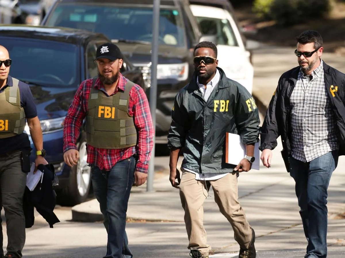 fbi-agents-e1539877252288-1920w
